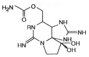 Chemische Strukturformel eines komplexen organischen Moleküls mit Ringen, NH- und OH-Gruppen, schwarz-weiß gezeichnet